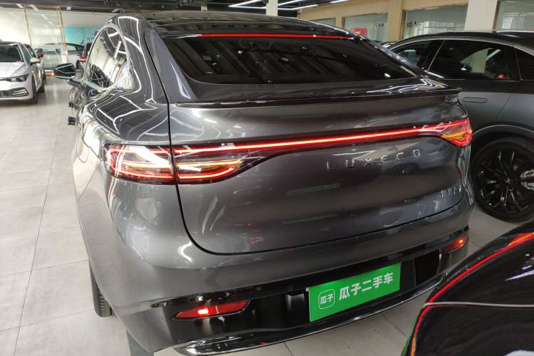 Used Hima Luxeed R7 2025 Range-Extended Version 251 km Max