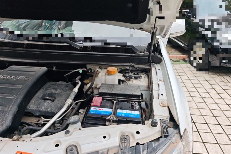 Used Chevrolet Captiva 2015 2.4L 4x4 Flagship Edition 7-Seater
