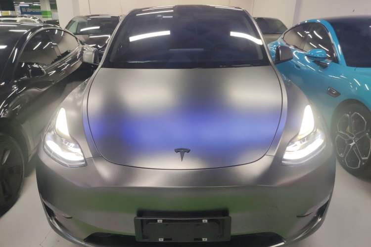 Used Tesla Model Y 2021 Long-Range All-Wheel-Drive Version 3D7