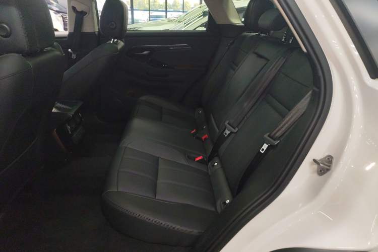 Used Land Rover Range Rover Evoque 2021 Range Rover Velar 249 PS R-Dynamic HSE Luxury Edition