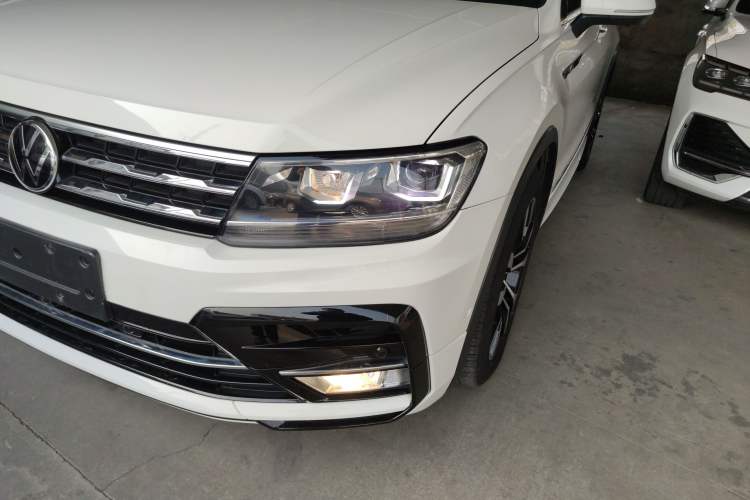 Used Volkswagen Tiguan L 2021 330TSI Automatic Two-Wheel Drive R-Line Enhanced Edition
