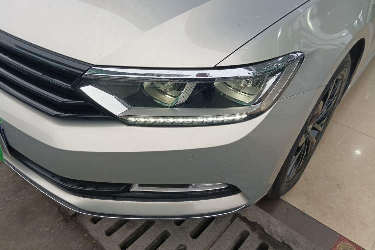 Used Volkswagen Magotan 2017 330TSI DSG Luxury Model
