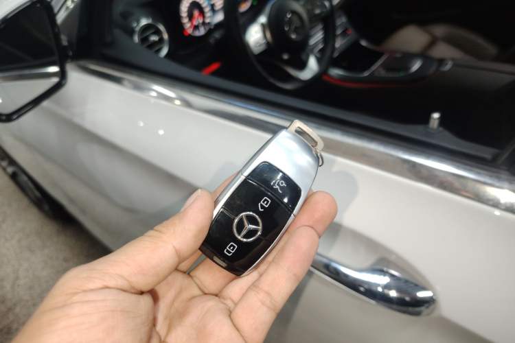 Used Mercedes-Benz E-Class 2019 E 200 L Sport Edition