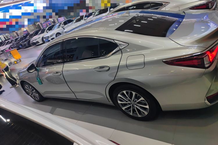 Used Lexus ES 2022 200 Excellence Edition