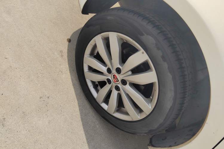 Used Roewe 350 2014 1.5L Automatic Xunyue Version
