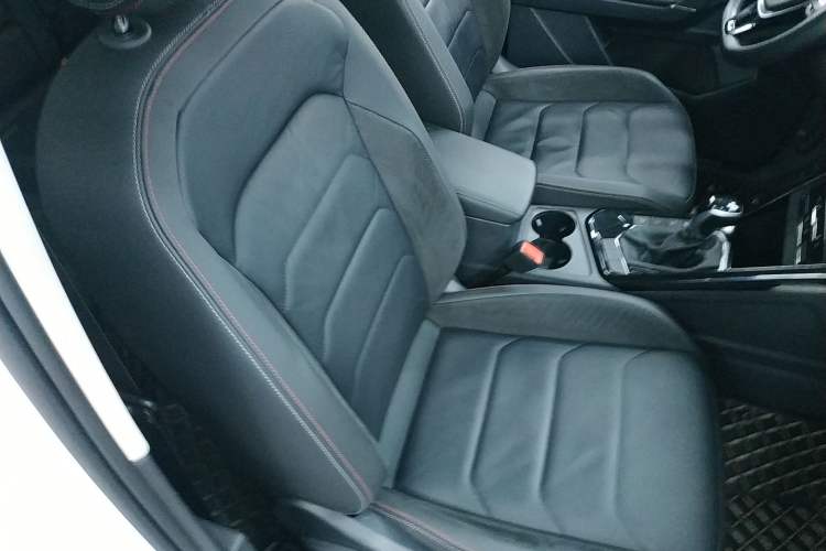 Used Volkswagen Tayron 2020 330TSI Two-Wheel Drive Luxury Smart Connectivity Version
