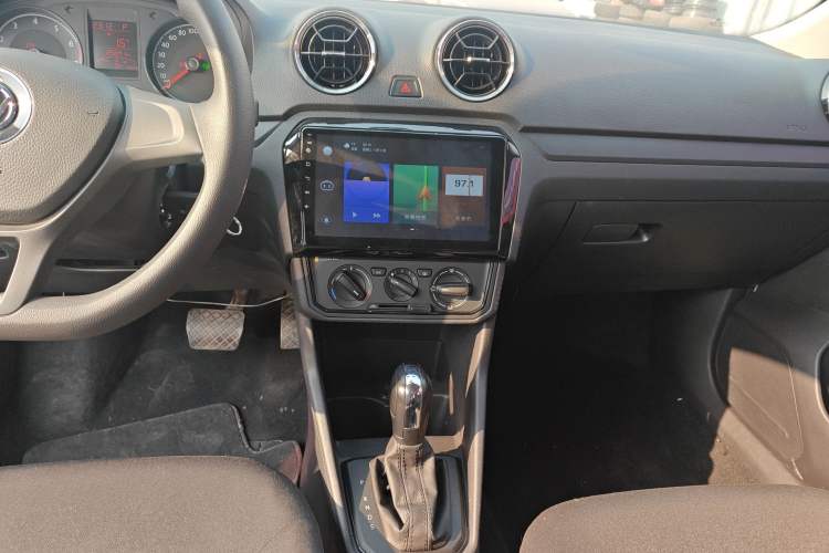 Used Volkswagen Jetta 2019 Dream Edition 1.5L Automatic Fashionable Version