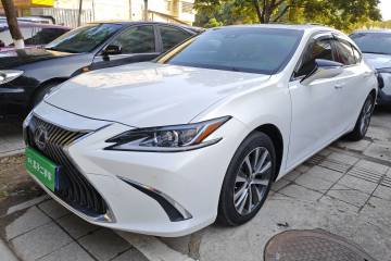 Used Lexus ES 2020 200 Excellence Edition