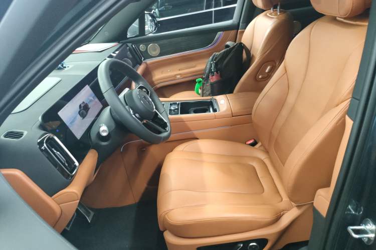 Used Hima AITO M9 2024 Range-Extended Ultra Version 42 kWh 6-Seater Model