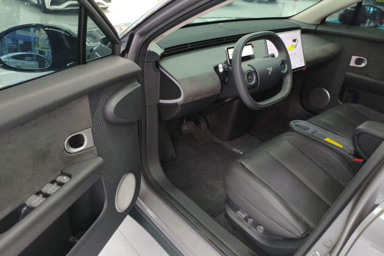 Used  firefly 2025 Illuminated Edition