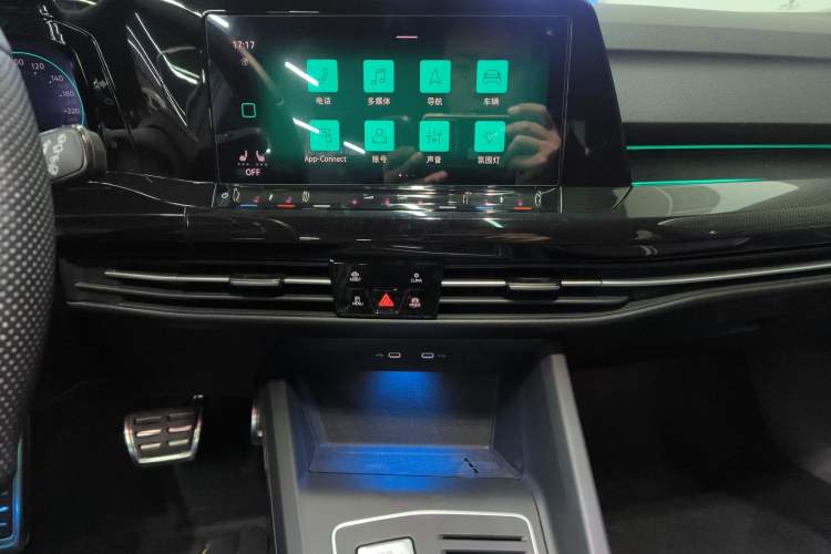 Used Volkswagen Golf 2023 Facelift 280TSI DSG R-Line Lite
