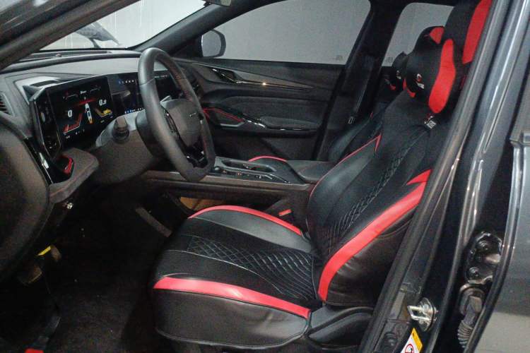 Used Oshan X5 PLUS 2023 1.5T DCT Navigation Edition
