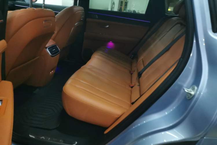 Used Hima AITO M7 2024 1.5T Intelligent Driving 4WD Pro Edition 5 Seats
