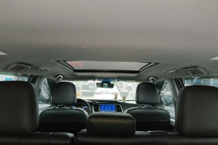 Used Toyota Highlander 2018 2.0T Four-Wheel Drive Luxury Version 7 Seats China VI Standard