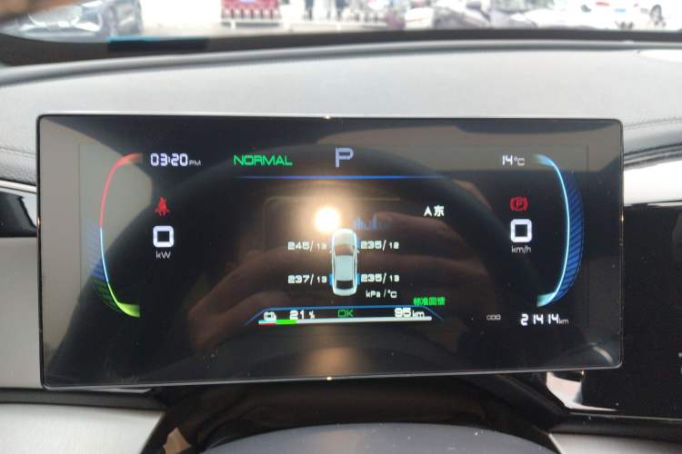 Used BYD Qin PLUS 2024 Honor Edition EV 420KM Beyond Model