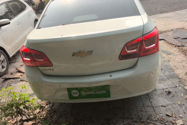 Used Chevrolet Cruze 2015 1.5L Classic SE AT
