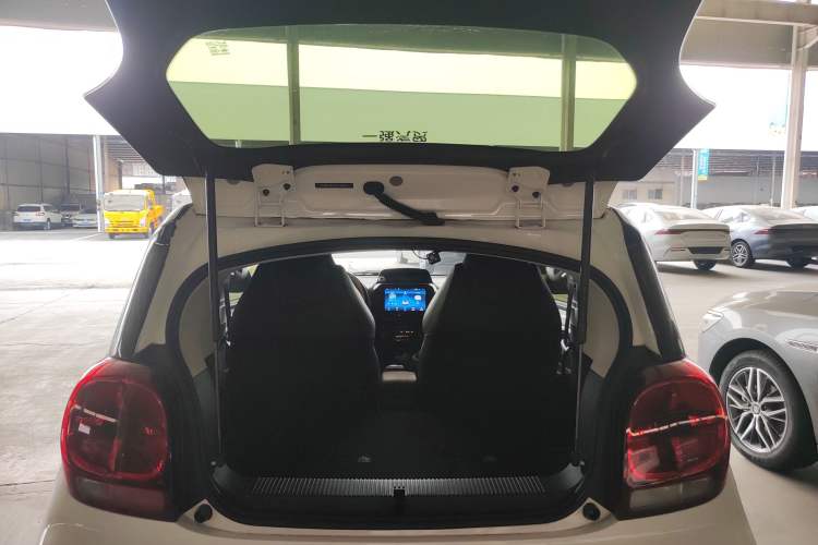 Used Roewe Clever 2022 311km QiQi BoBo Edition
