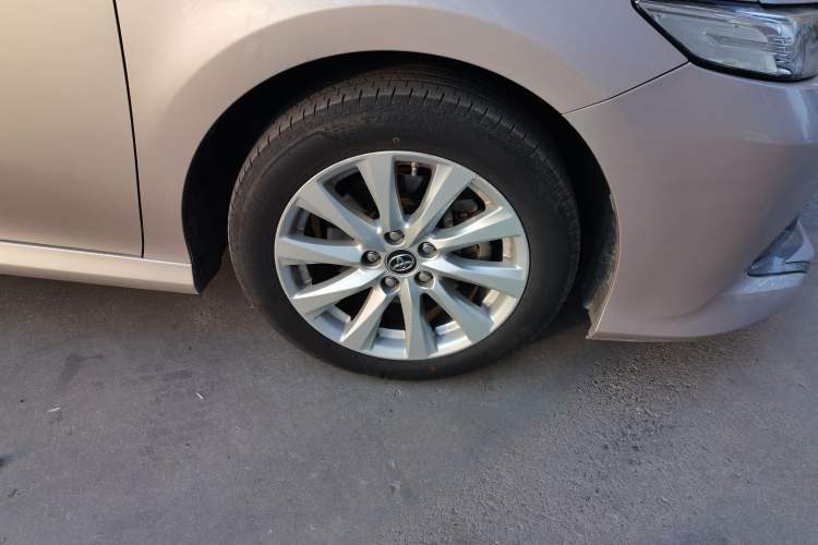 Used Toyota Camry 2018 2.0G Luxury Edition
