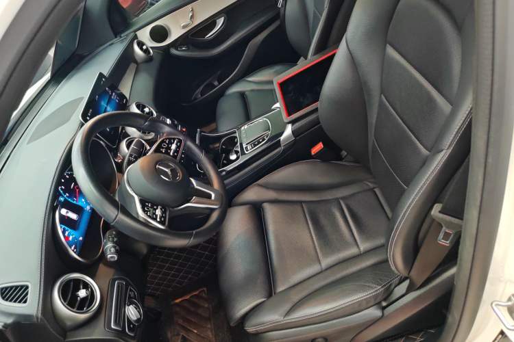 Used Mercedes-Benz GLC 2020 Facelifted GLC 260 L 4MATIC Dynamic Edition
