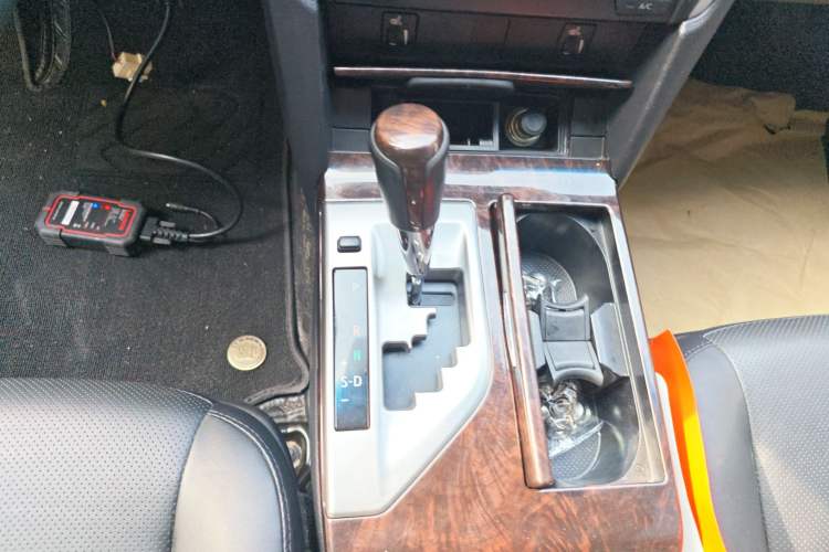 Used Toyota Camry 2015 2.0G Premier Edition
