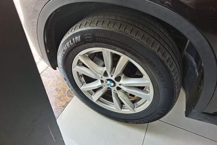 Used BMW X5 2017 xDrive35i Middle East
