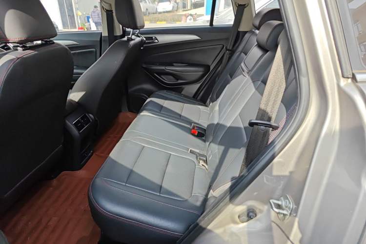 Used Changan CS75 2016 1.8T Automatic Elite Model China V Standard