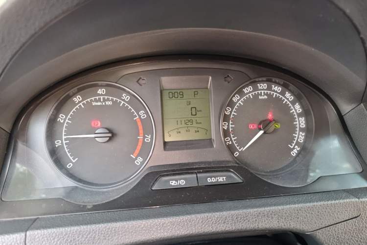 TDK.VehicleDetails.img