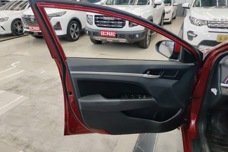 Used Hyundai Elantra 2016 1.6L Automatic ZhiXuan – Elite Version