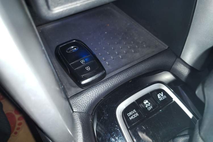 Used Toyota FRONTLANDER 2024 2.0L Smart Electric Hybrid Dual-Engine Luxury Edition