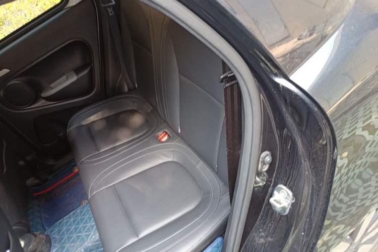 Used ORA Black Cat 2019 351 km Family Edition