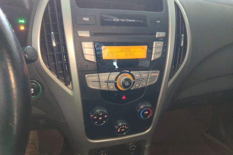 Used BYD F3 2015 Energy-Saving Edition 1.5L Manual Luxury Model