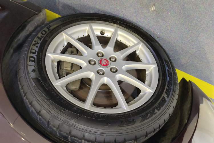 Used Jaguar XJ 2016 XJL 2.0T Two-Wheel-Drive Elegant Business Edition
