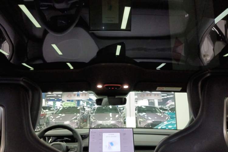 Used Xiaomi Auto SU7 2024 Rear-Drive Long-Range Intelligent Driving Version
