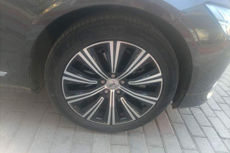 Used Volvo S90 2022 B5 Zhiyi Luxury Edition