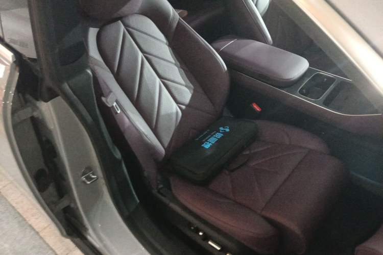 Used Nio ET5T 2025 75 kWh Touring