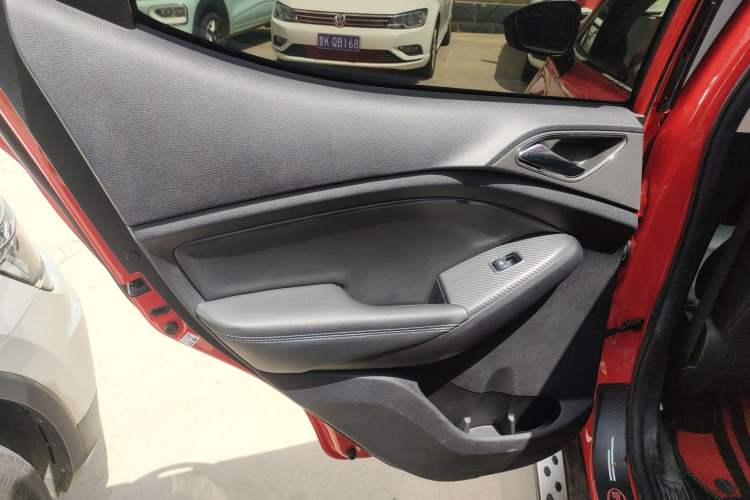 Used BYD Yuan New Energy 2018 EV360 Smart Connect Cool Edition
