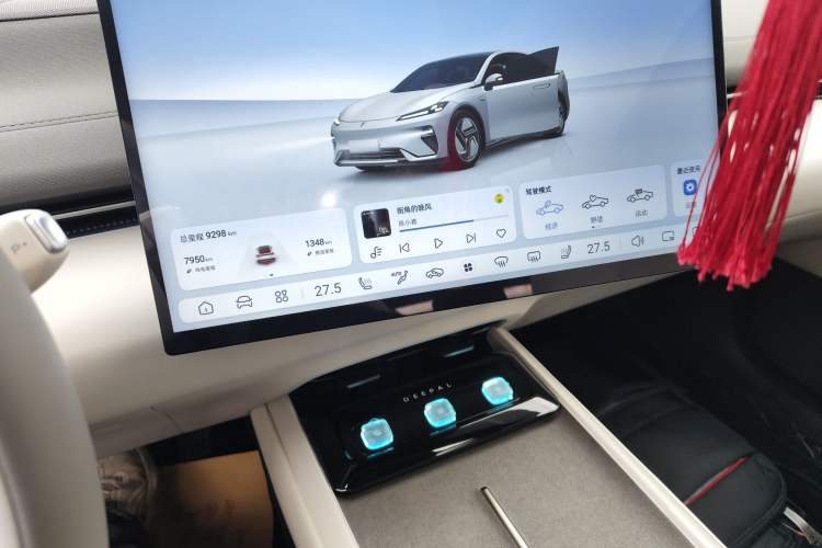 Used  L07 2024 230Max Qiankun Intelligent Driving ADS SE Range-Extended Version