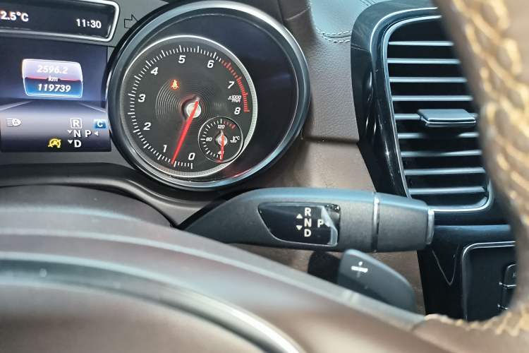 Used Mercedes-Benz GLE 2017 GLE 320 4MATIC Dynamic Model