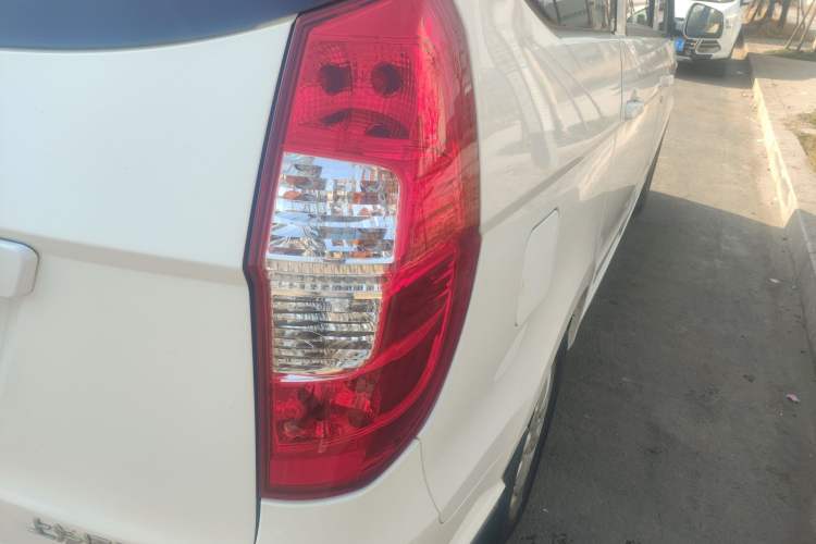 Used Wuling Hongguang 2014 1.5L S Standard Version
