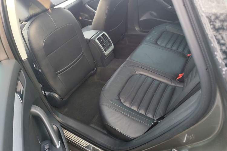 Used Volkswagen Passat 2013 1.8TSI DSG Prestige Edition