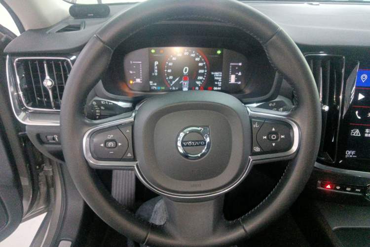 Used Volvo S60 2020 T4 Zhiyi Luxury Edition