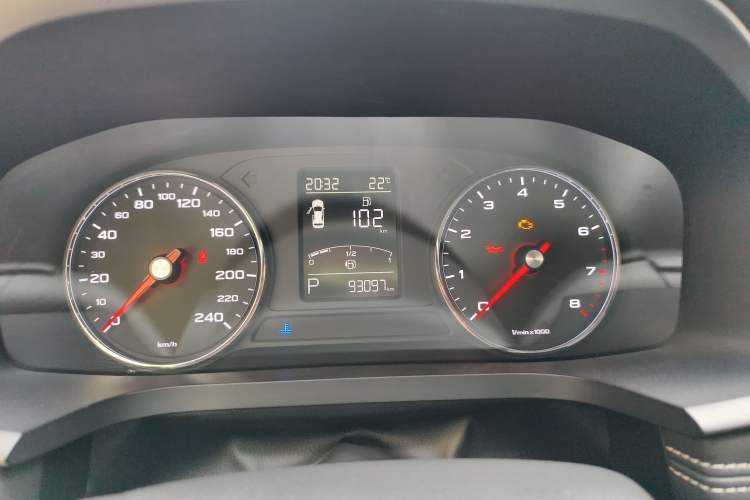Used Roewe i6 2019 PLUS 1.6L CVT 4G Connected Flagship Deluxe Edition
