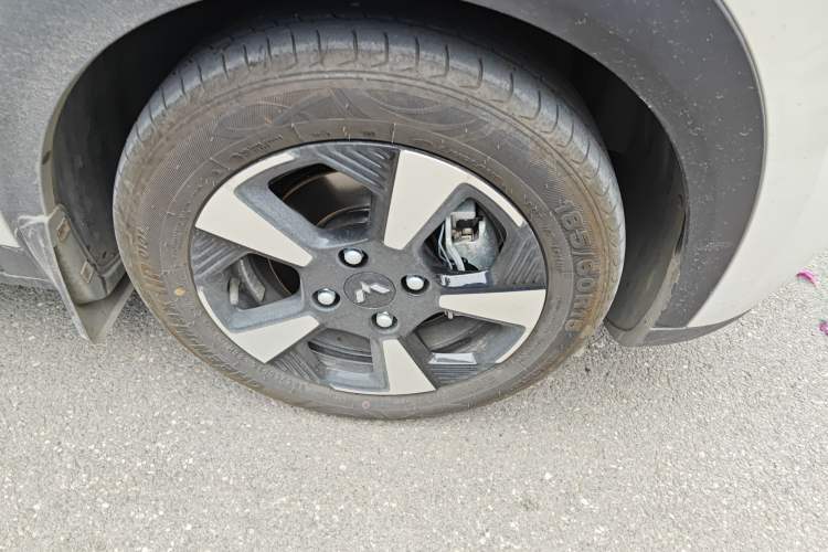 Used Wuling Bingo PLUS 2024 401 km Range 5-Seater Version
