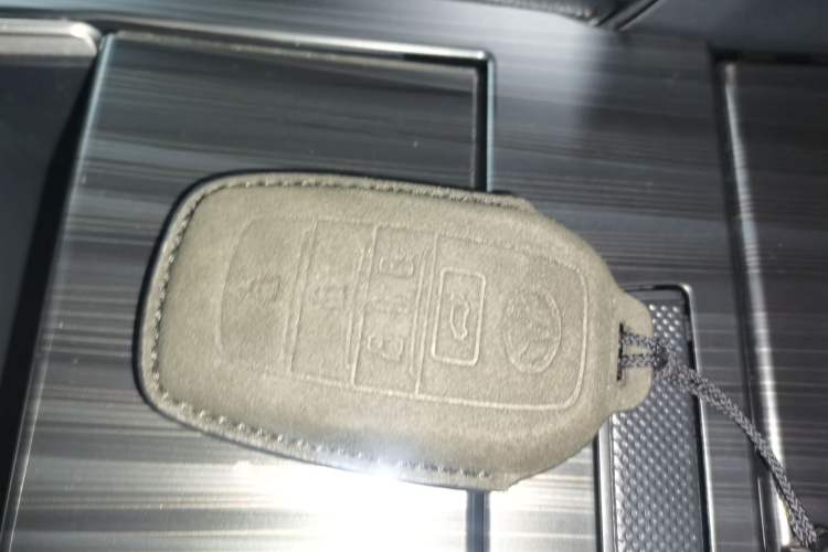 Used Toyota Sienna 2023 2.5L Hybrid Deluxe Edition
