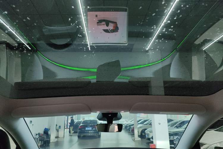 Used Tesla Model Y 2025 Rear-Wheel-Drive Version