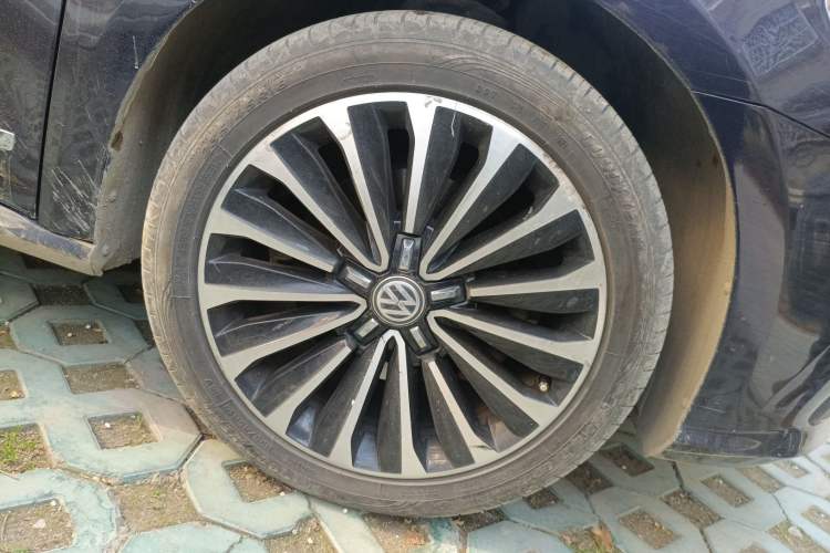 Used Volkswagen Passat 2017 330TSI DSG Luxury Edition
