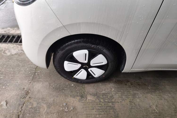 Used Wuling Hongguang MINIEV 2025 Four-Door Version Advanced Edition
