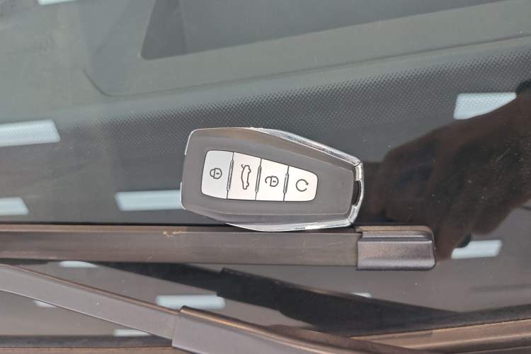 Used Geely Auto Monjaro L 2024 2.0TD High-Power Automatic Two-Wheel Drive Skyline Edition