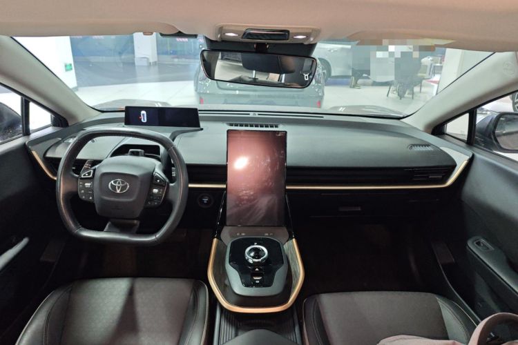 Used Toyota bZ3 2023 616 km Long-Range Premium
