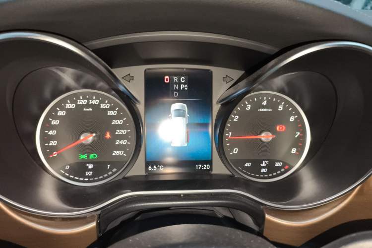 Used Mercedes-Benz V-Class 2020 V 260 L Long-wheelbase Luxury Edition